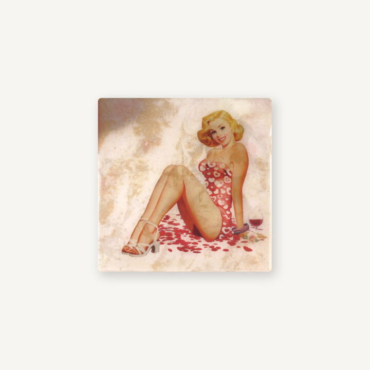 Pin-Up  Rood Hartjes - Uitverkocht